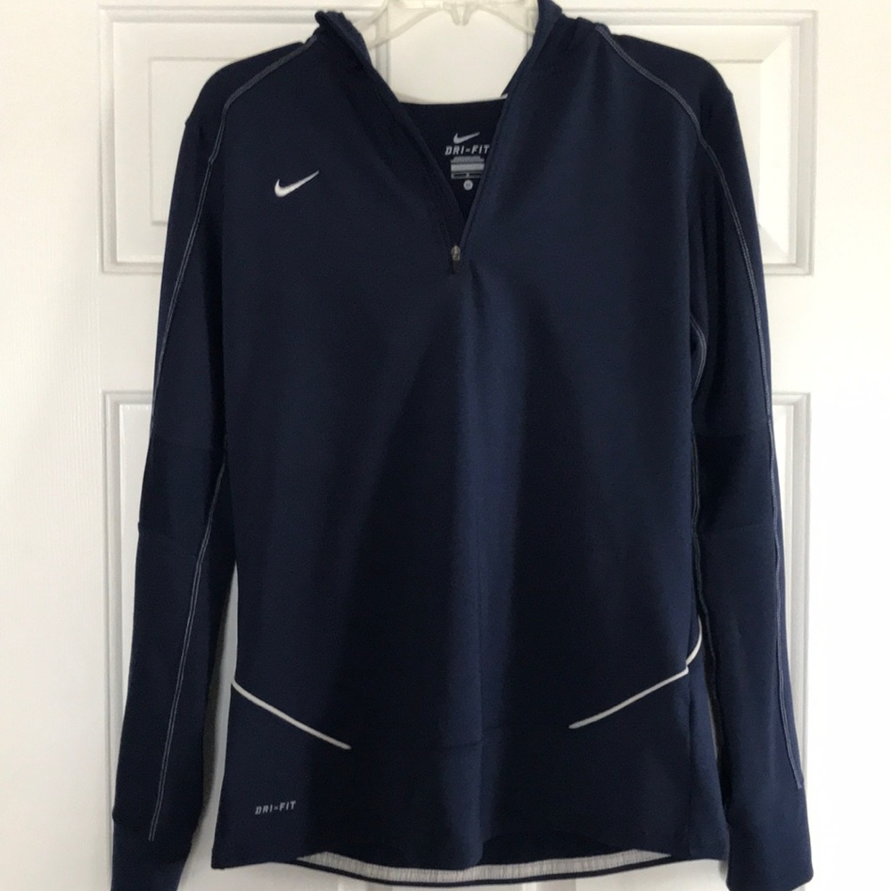 Nike DriFit Pullover